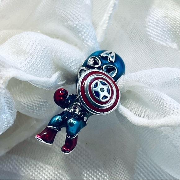 🛡️ NWOT Captain America  Charm – The Avengers⚡ - Picture 6 of 12